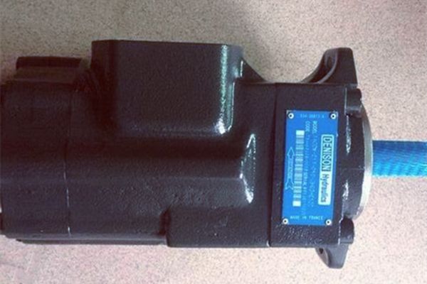 T7DDS-B42-B22-1R00-A1M0，T7DD-B42-B22-1R00-A1M0丹尼遜葉片泵型號說明及安裝尺寸